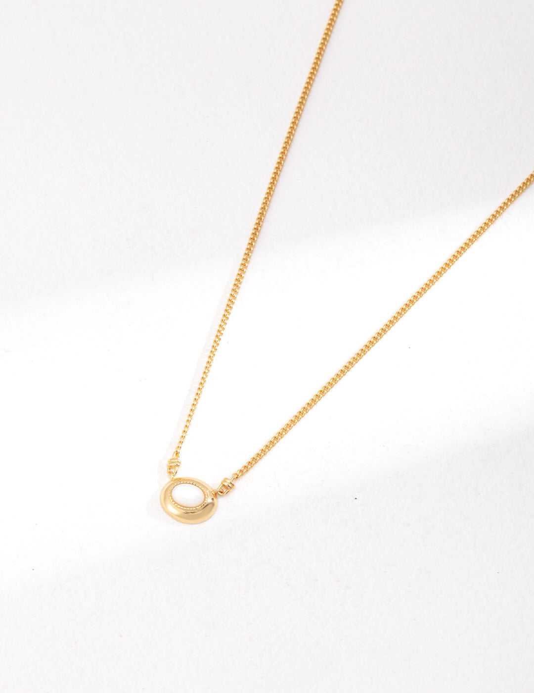 Oval Mother of Pearl Necklace-1