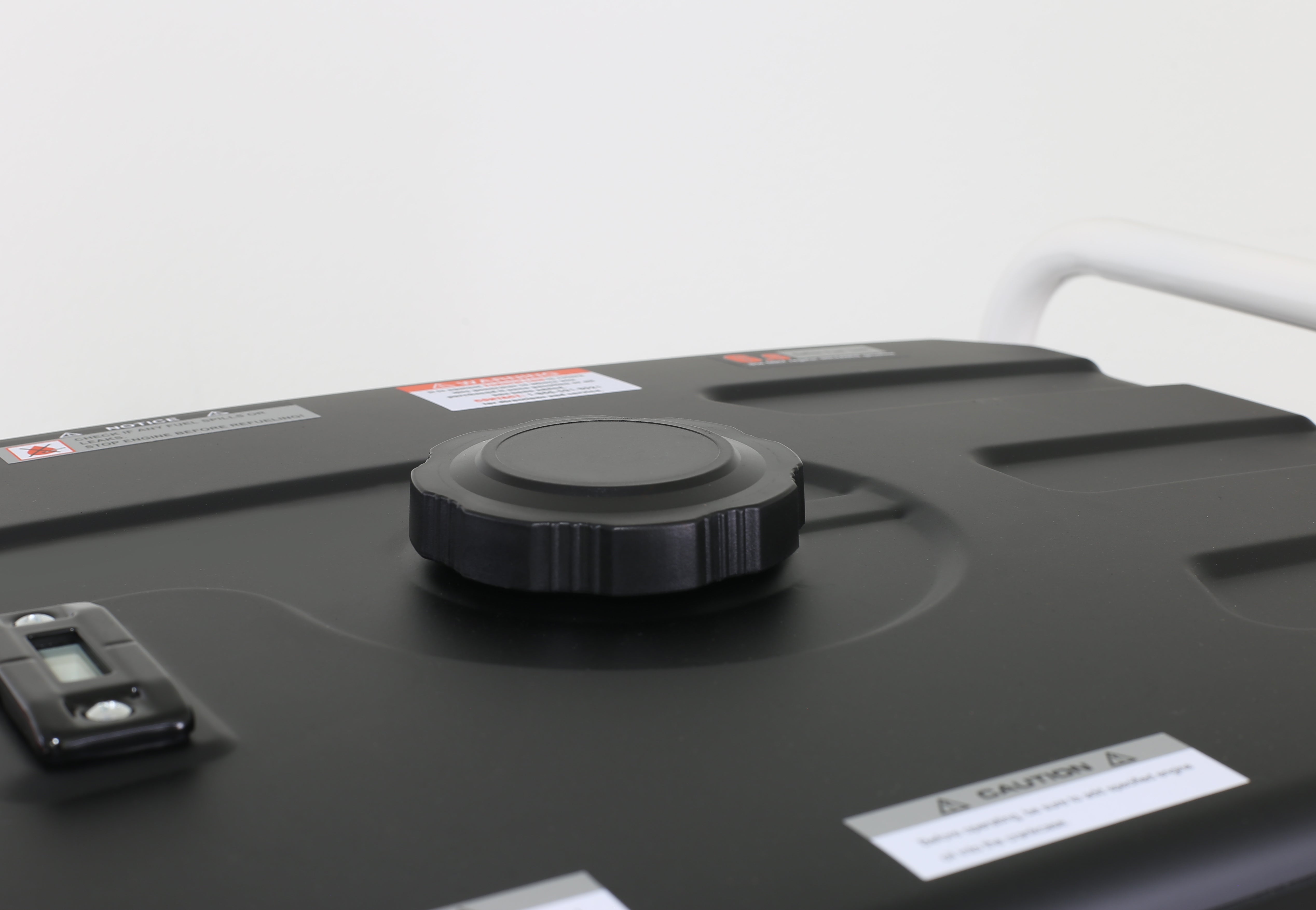 Pulsar 6000-Watt Gas Power Portable Generator (CARB)-3