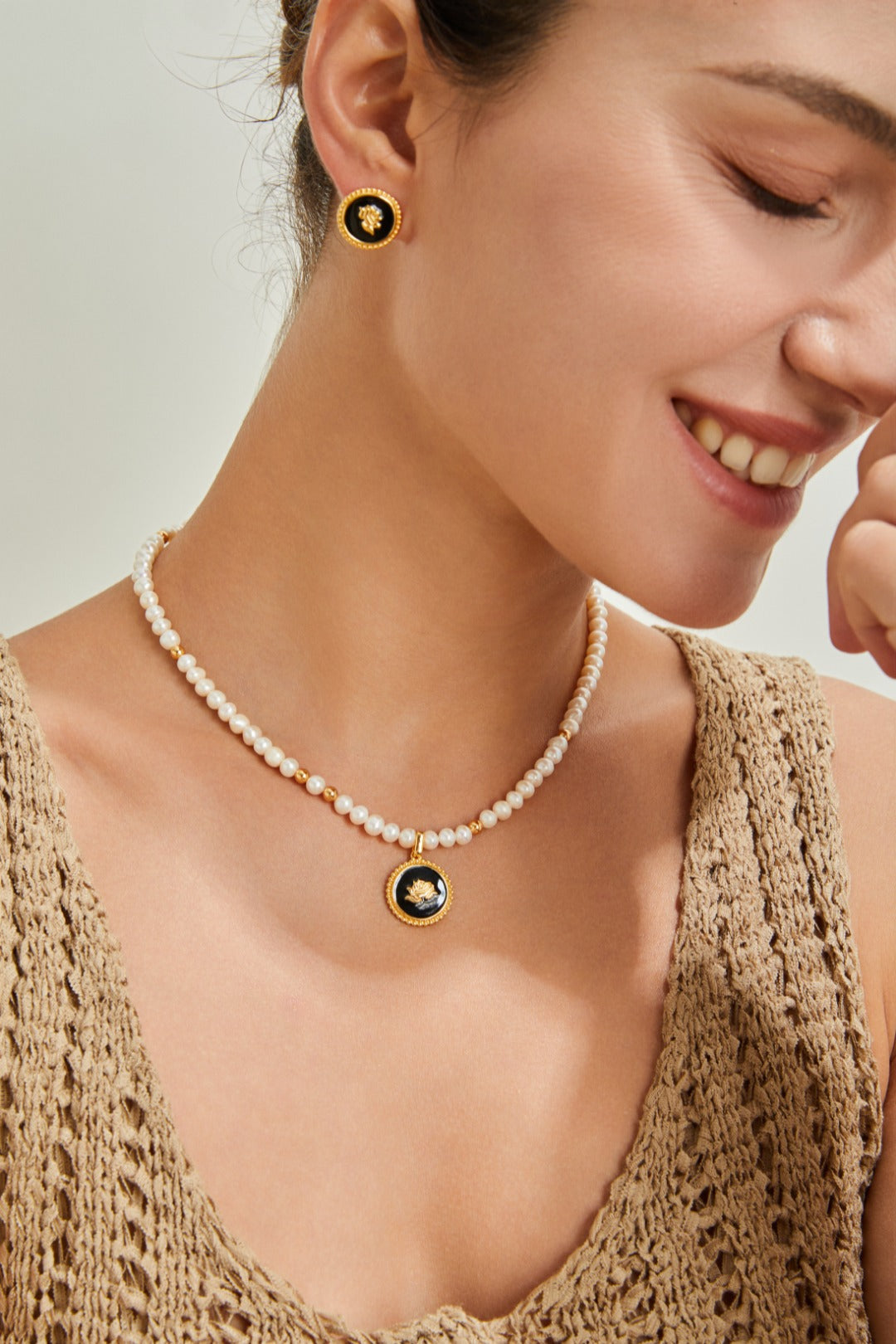 Round Glazed Rose Flower Stud-4