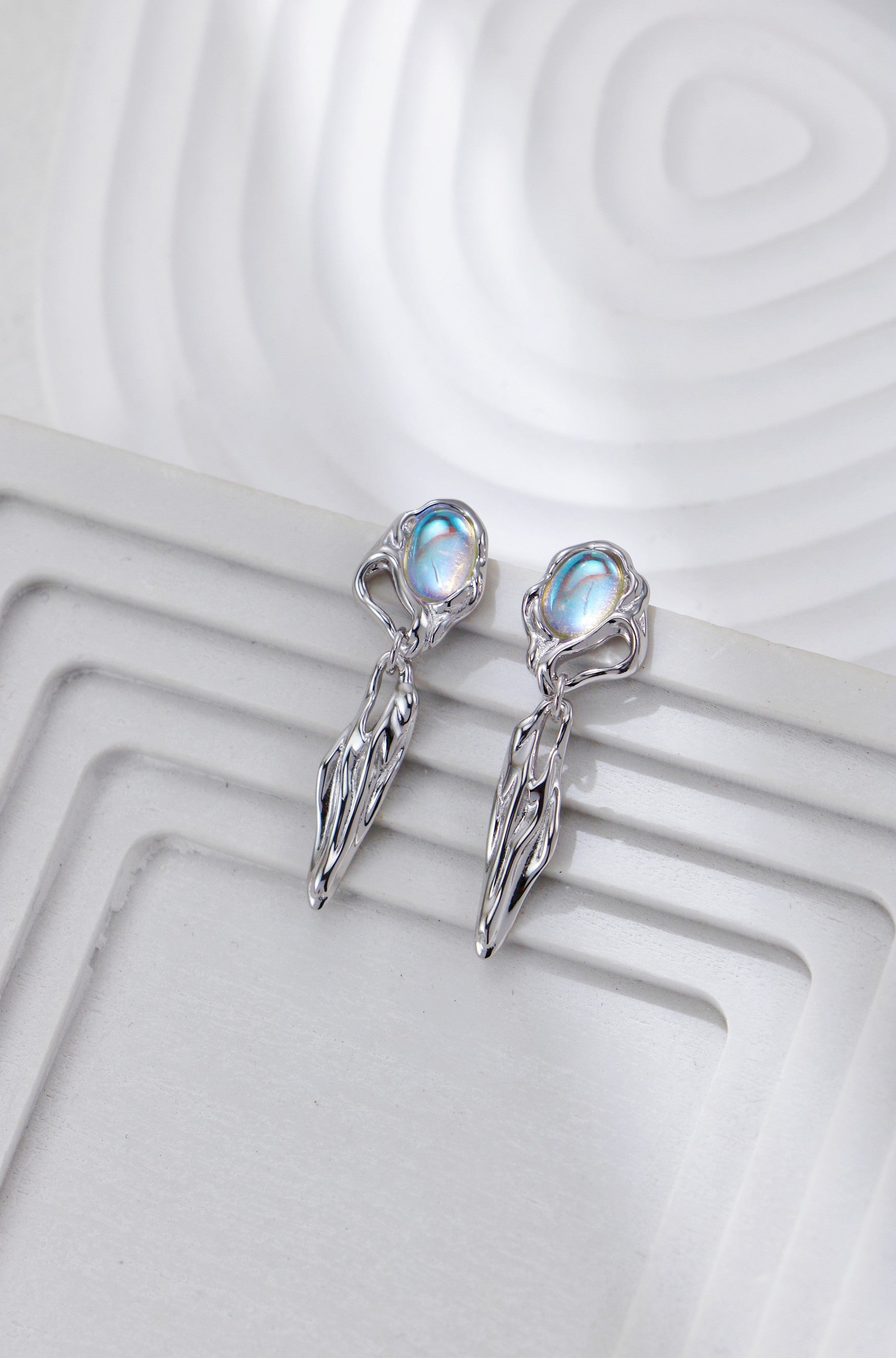 Retro Moonstone Earrings-3