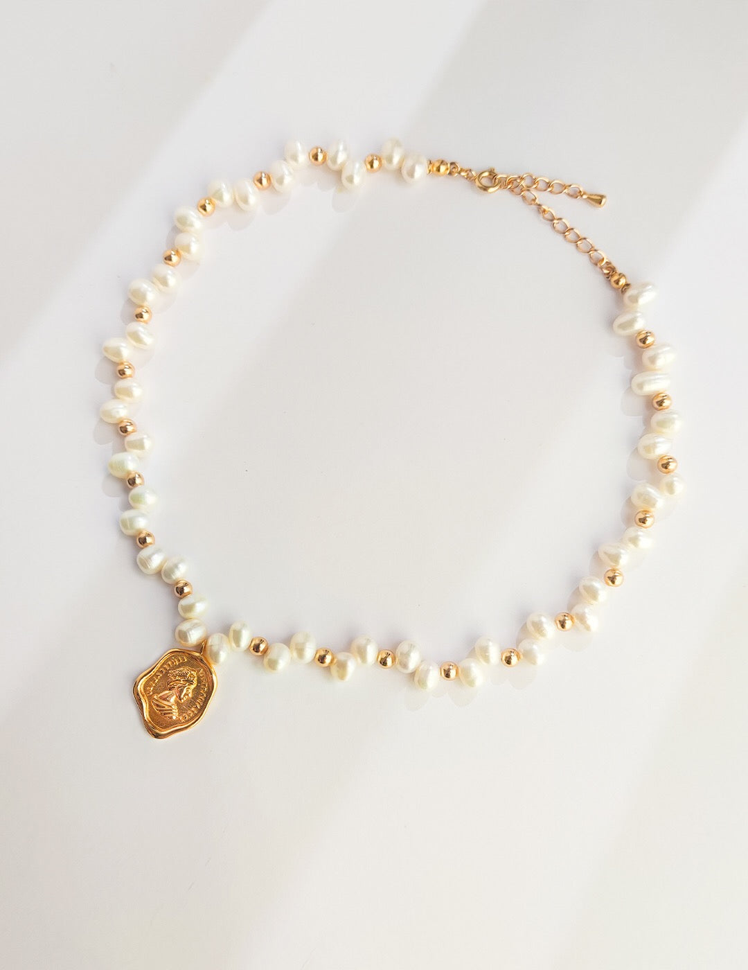 Wax Seal Queen Necklace-0