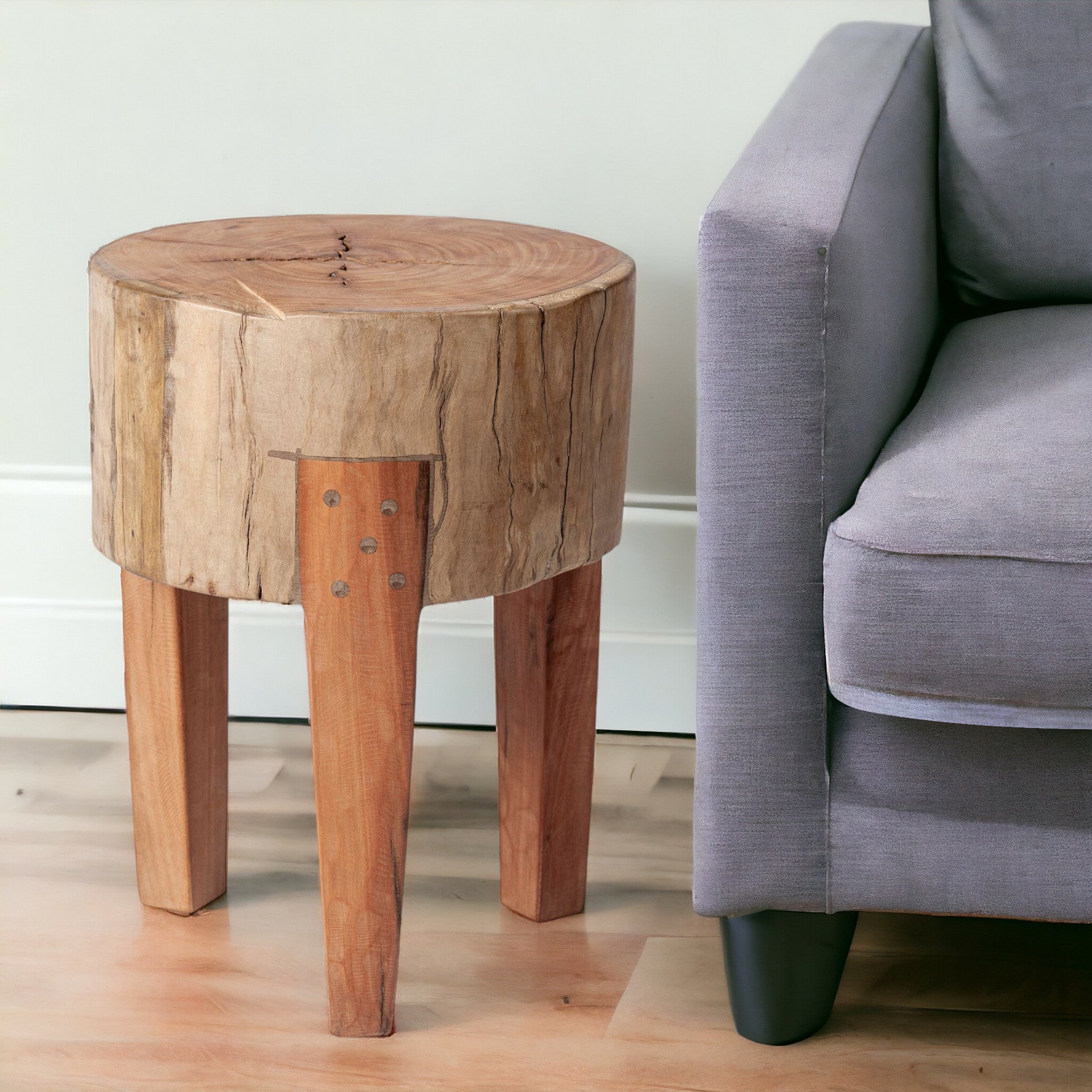 18" Dark Brown And Brown Distressed Reclaimed Wood Round End Table-0