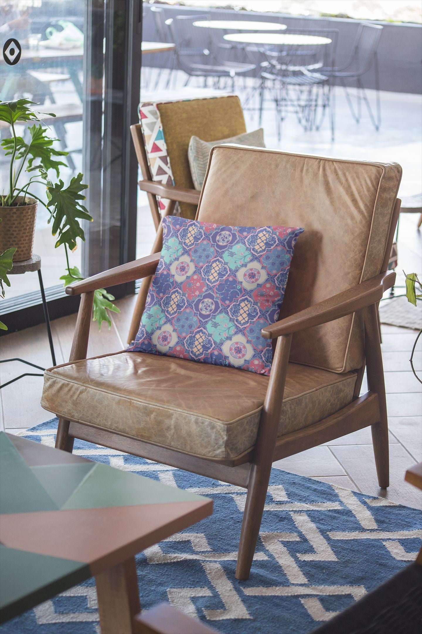 18” Navy Red Trellis Suede Zippered Throw Pillow-4