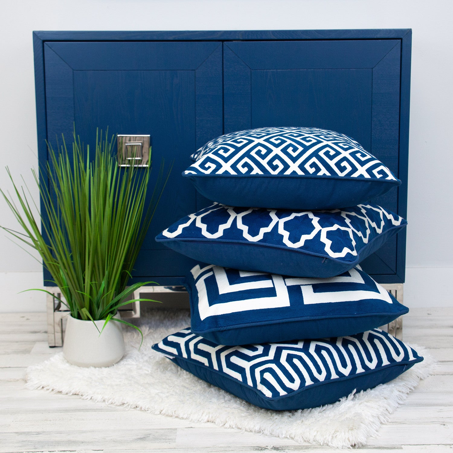 20" X 20" Blue Geometric Cotton Zippered Pillow-6