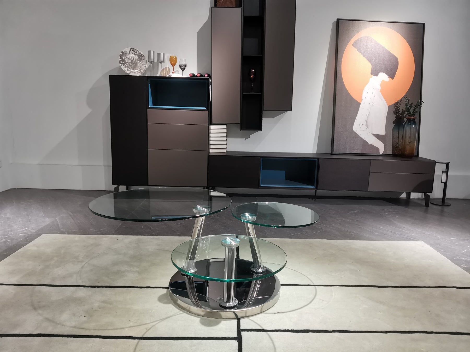 32" Clear And Silver Glass And Metal Round Floor Shelf Coffee Table-5