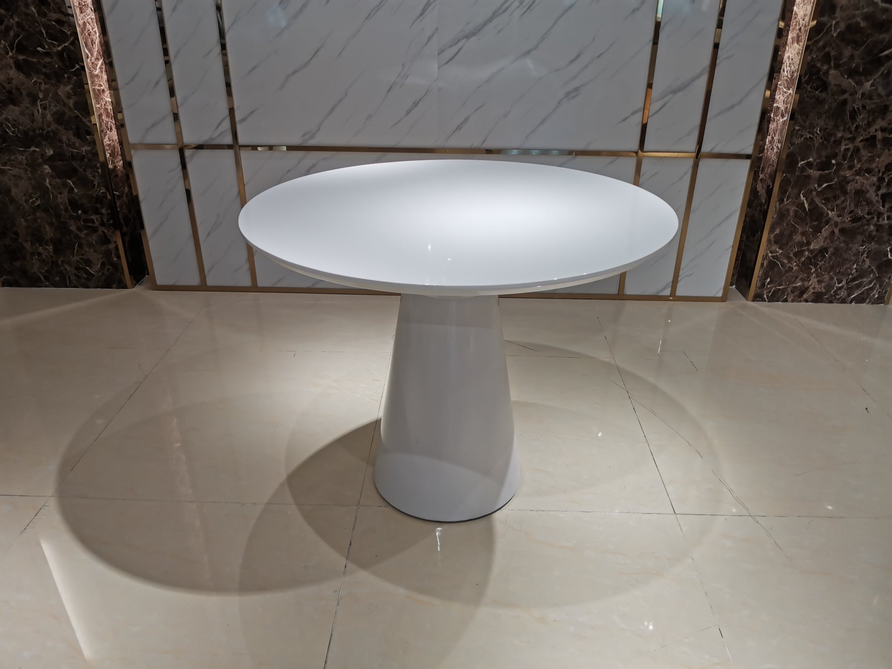 36" White Wood And Metal Pedestal Base Round Top Dining Table-4