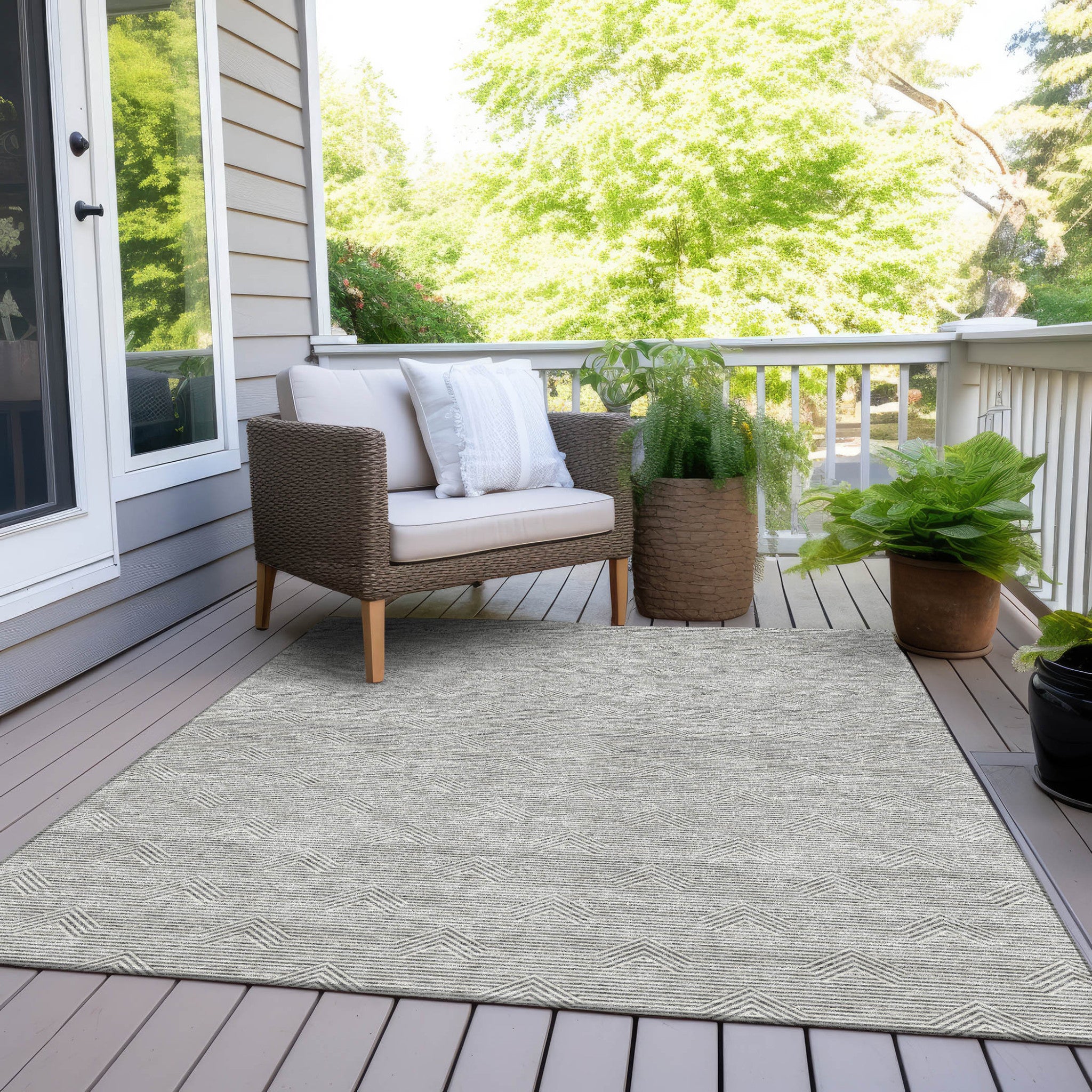 3' X 5' Gray And Ivory Geometric Washable Indoor Outdoor Area Rug-7