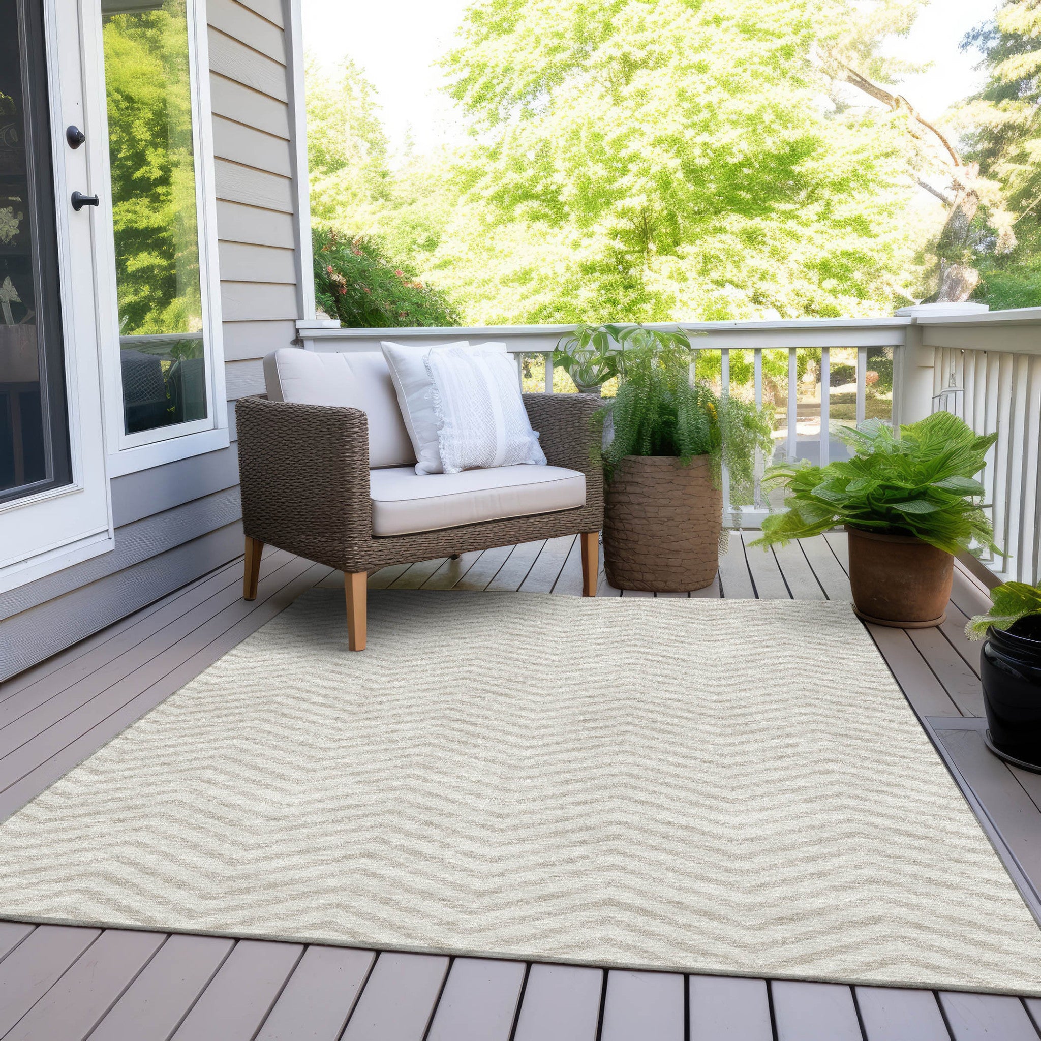 5' X 8' Ivory And Beige Chevron Washable Indoor Outdoor Area Rug-6