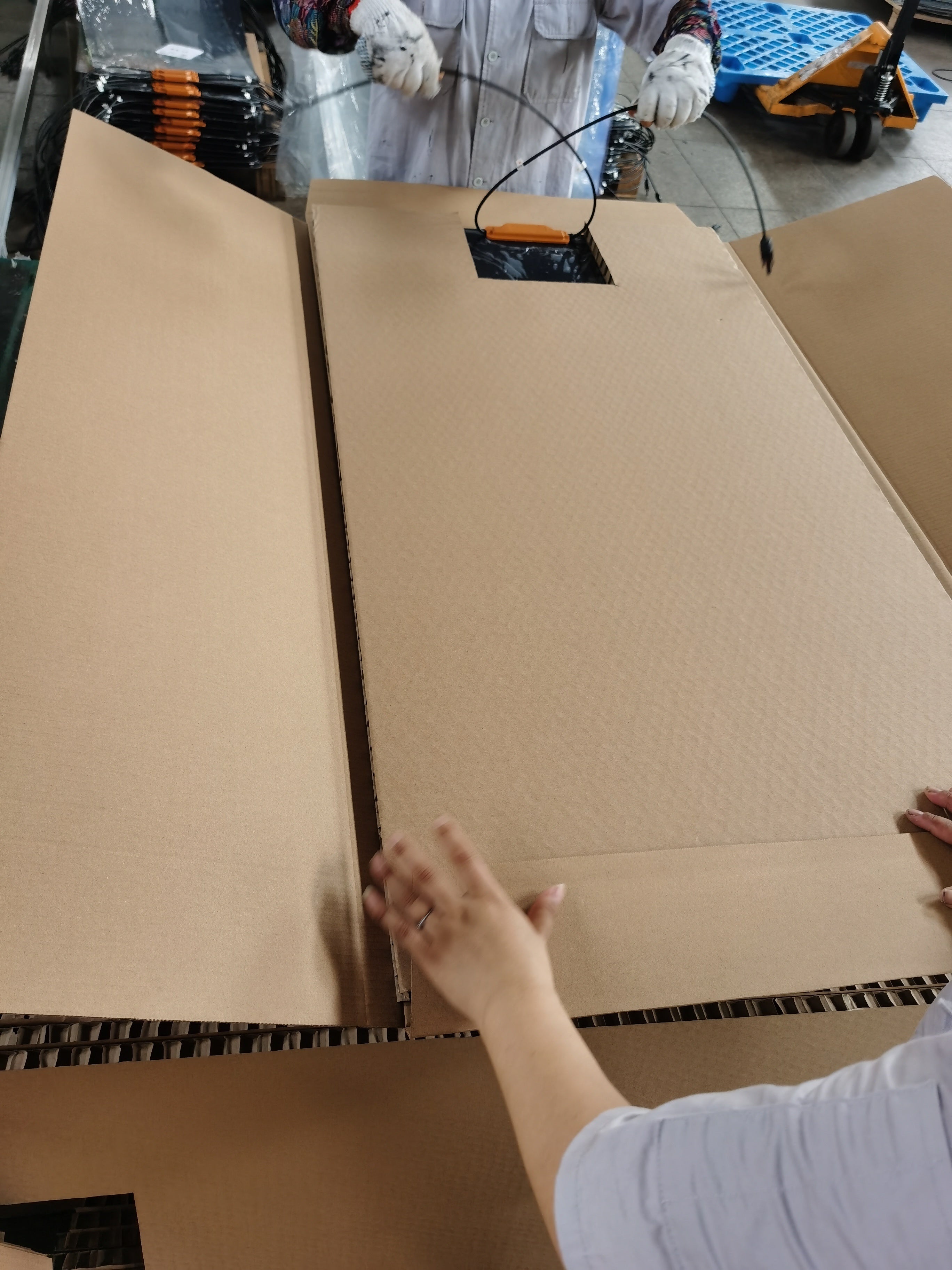 Whole Sale 150W Transparent Flexible Solar Panel 24V Flexible Solar Panel for Car Roof-2