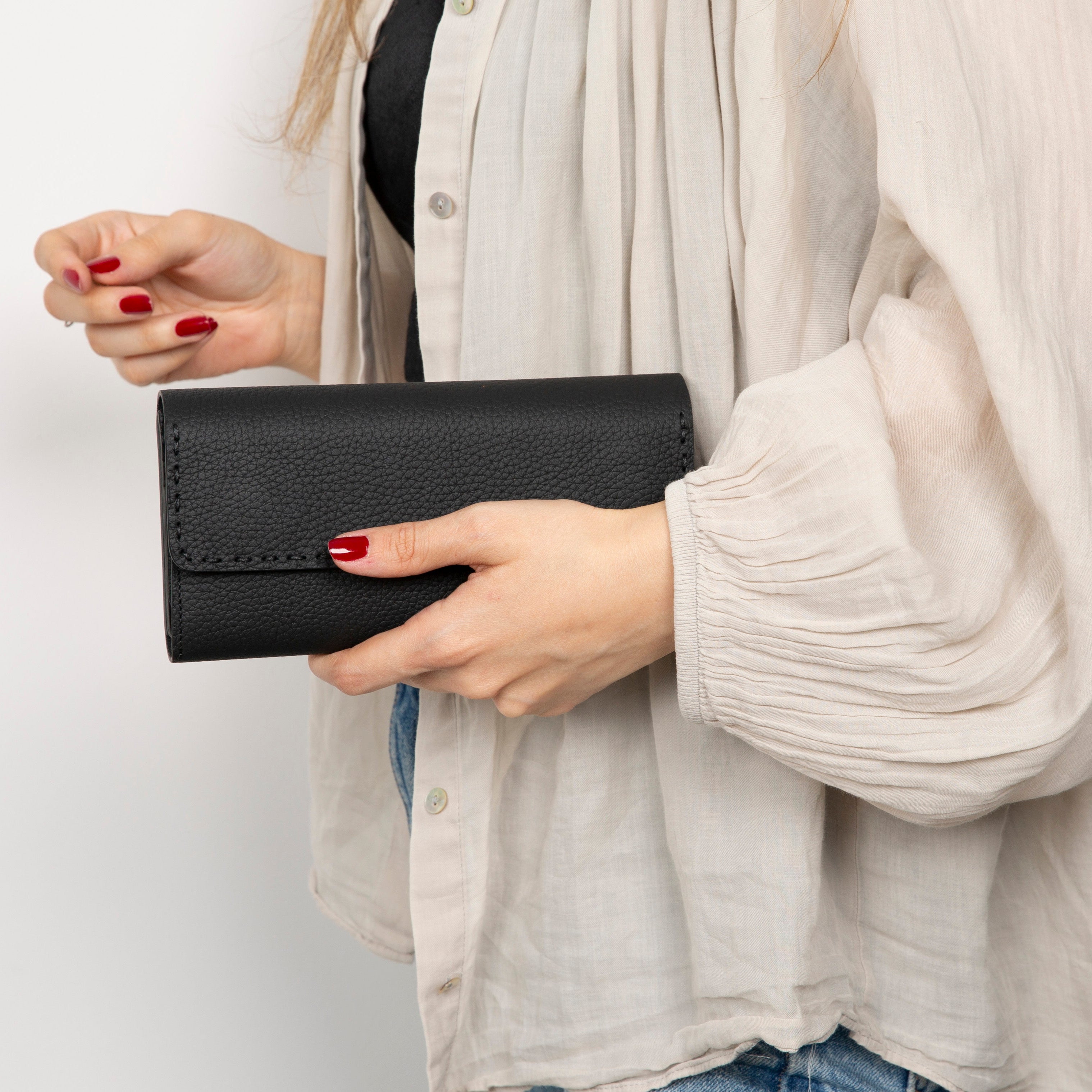 Nome Leather Wallet – 16 Card Slots & Phone Holder-2