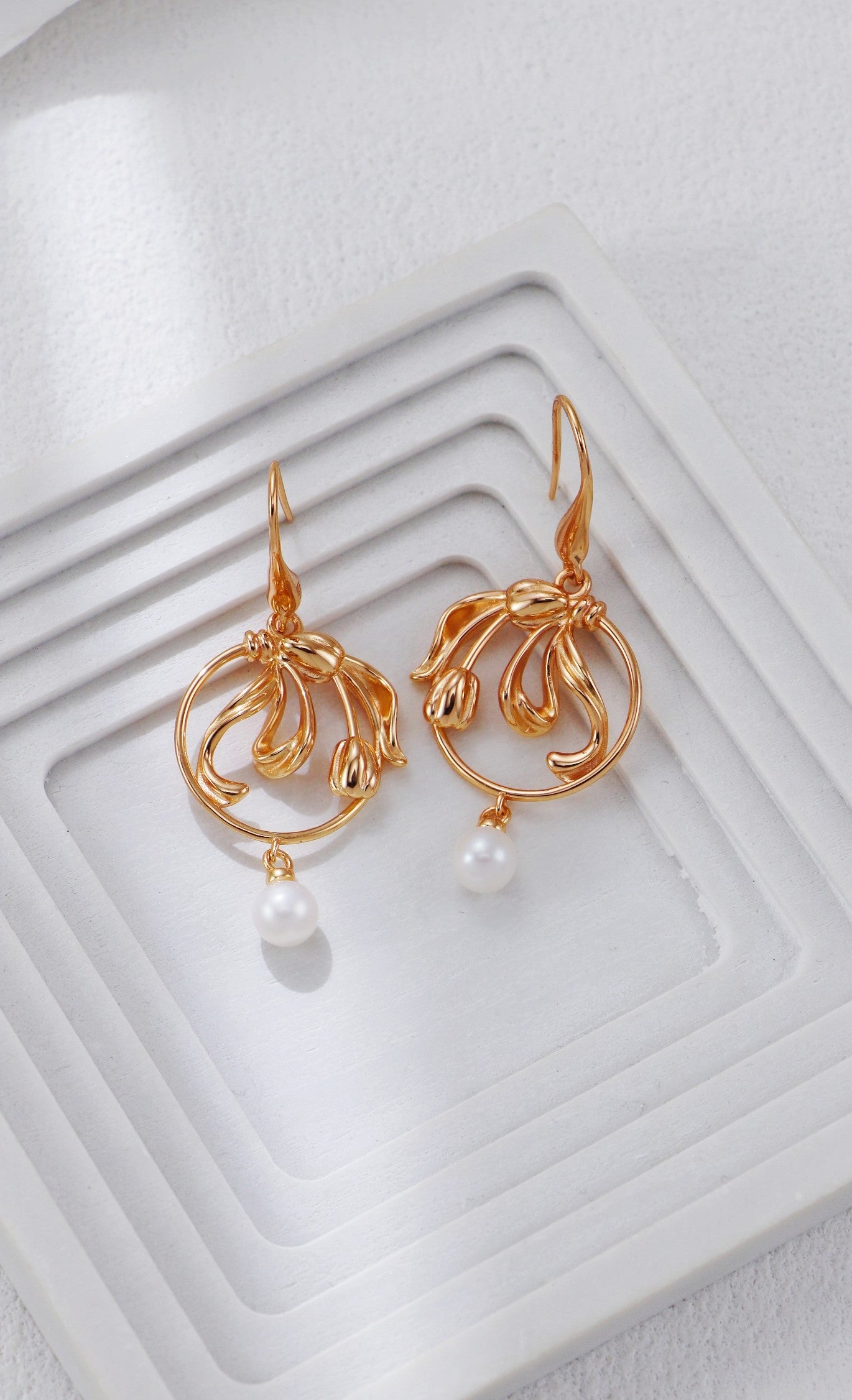 Golden Tulip Pearl Earrings-2
