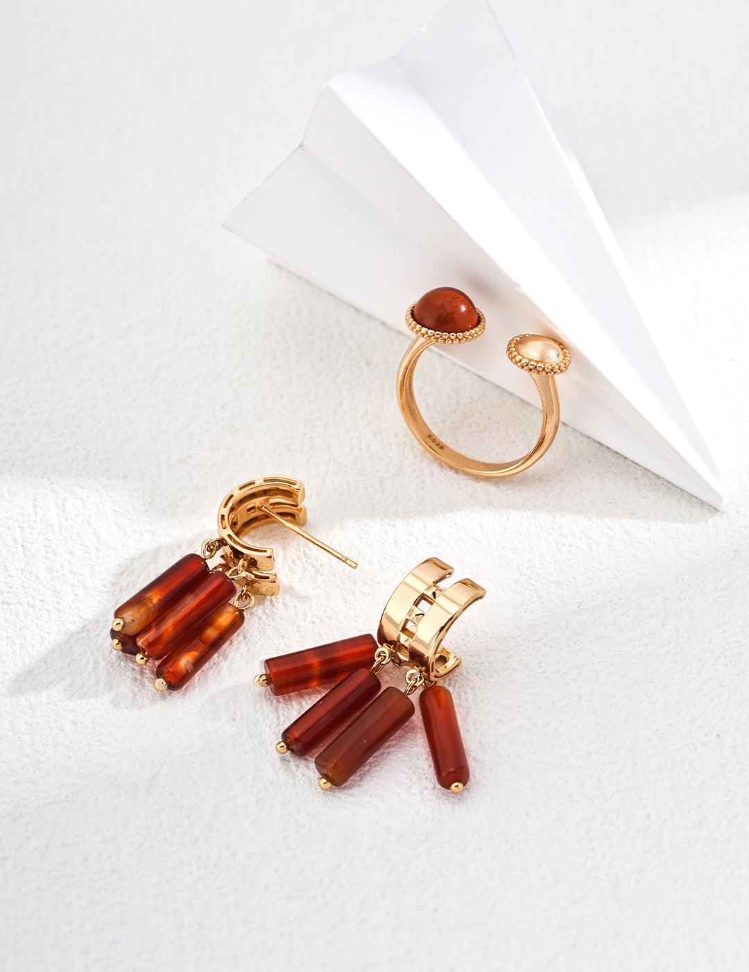 Minimalist Red Stone Open Ring-2