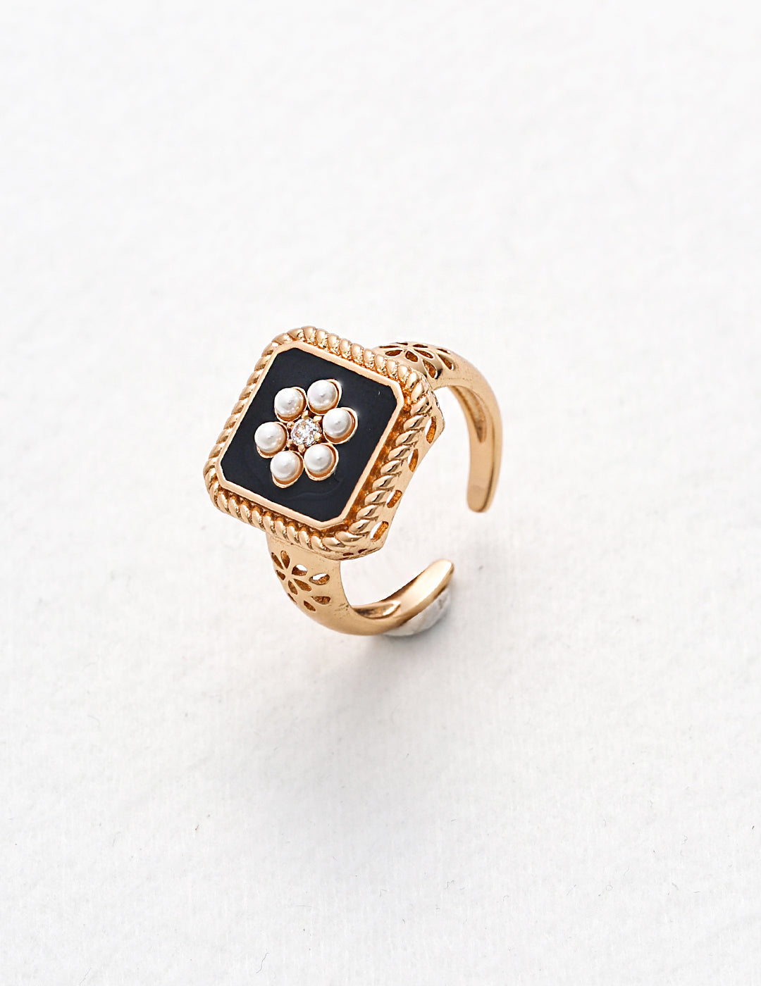Vintage Floral Imitation Pearl Open Ring-0